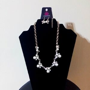 Paparazzi Gold and Silver Necklace Set